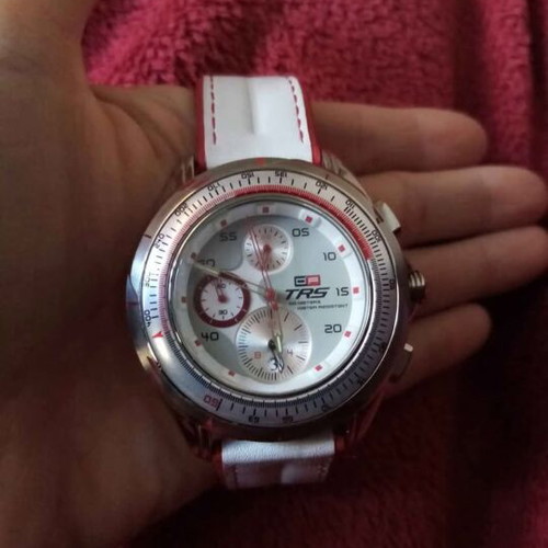 D Factory men's watch like new, leather analog, 100 meters water resistant