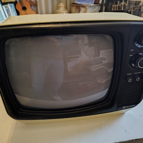 Gold Star vintage 14-inch television used, decorative