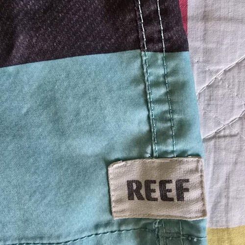 Reef men's swim shorts size W36 like new, blue multicolor