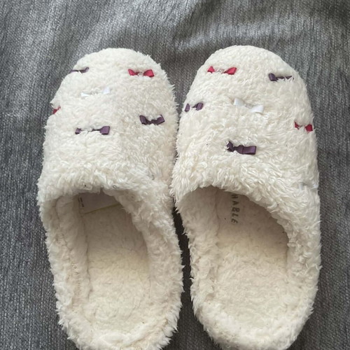 Marks & Spencer slippers like new, white, size 38-39