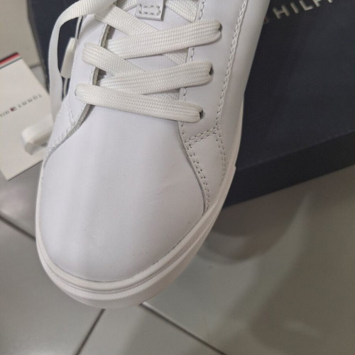 Γυναικεία sneakers Tommy Hilfiger καινούργια, άσπρα, νούμερο 37