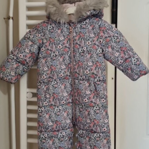 Baby jumpsuit for 12-18 months, like new