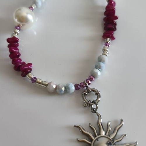 Necklace with stainless steel sun, beads, pearls and shell chips, new