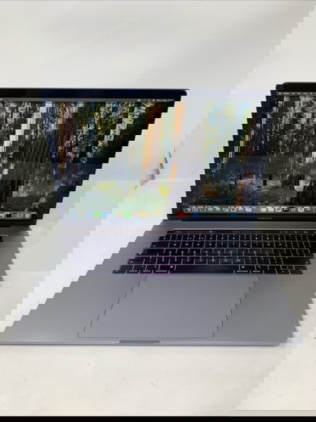 APPLE MACBOOK PRO 2019 A1990