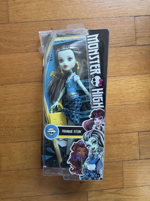 Monster High Frankie Stein Doll original wave 2 new
