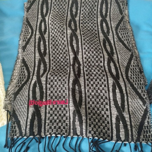 Set of 4 Laura Biagiotti Wool Scarves with Gift Balaclava Fleece new