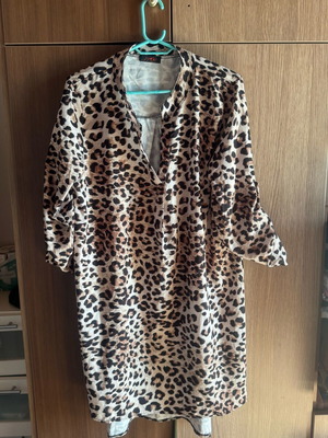 Satin leopard blouse dress new without tag