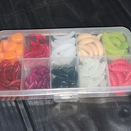 Artificial Fishing Lures Set like new, silicone and plastic box