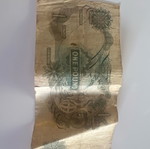 One Pound Αγγλίας μεταχειρισμένο με τη νεαρή Ελισάβετ Β’