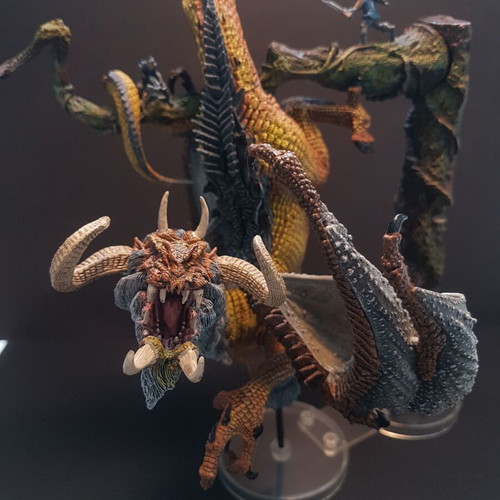 McFarlane Hunter Dragon Clan 2 Series 8 like new