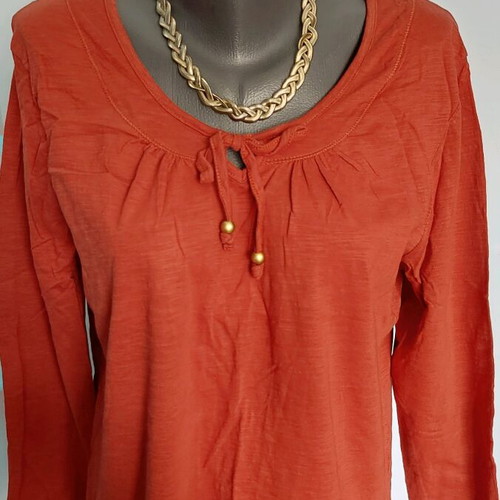 Tunic blouses Old Navy and Outfit like new, plus size