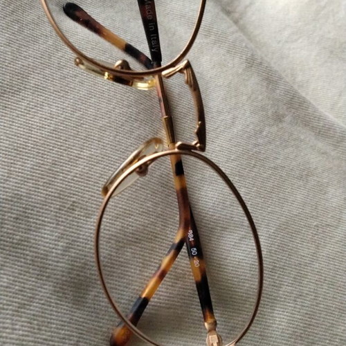 Vintage Italian Oval Metal Eyeglass Frame like new, brown and gold