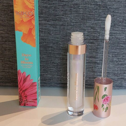 Days In Bloom Volumizing Lip Shine by Kiko Milano new
