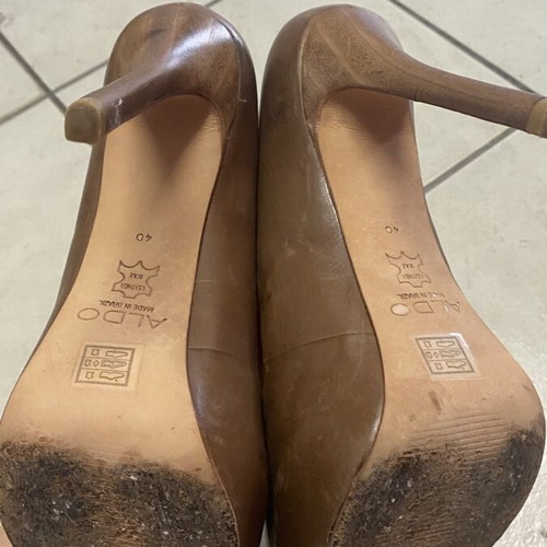 Aldo brown high-heeled pumps size 40 like new