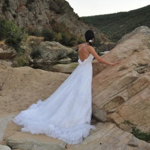 Wedding dress with Swarovski stones like new, white