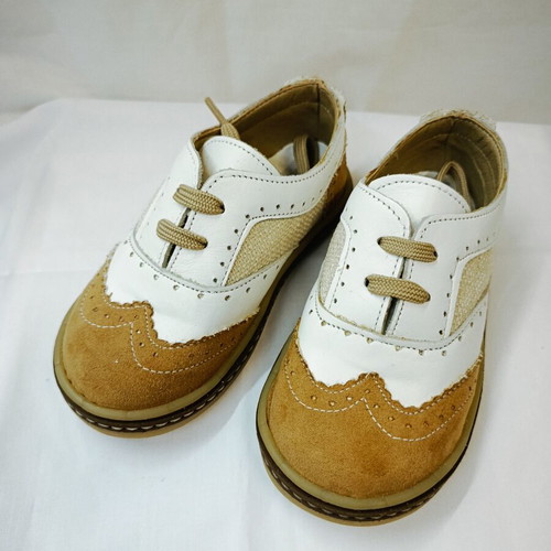 First Steps children's Oxford shoe, white and tan, leather and suede, size 22