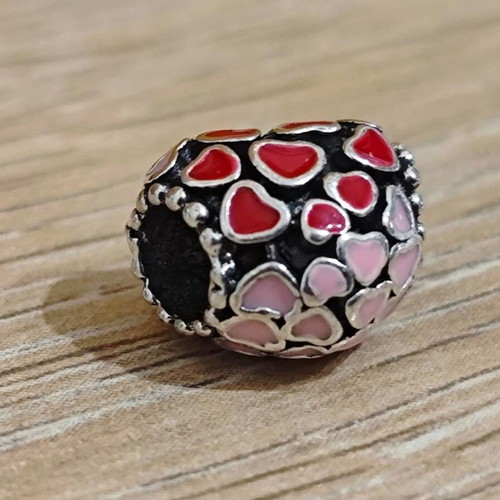 Silver charm hearts with enamel like new