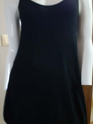 Black maco blouse dress with open back like new, size L