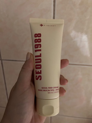 Seoul 1988 Korean moisturizing face cream like new