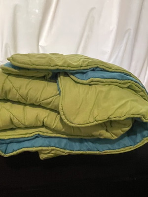 Double Quilt like new, 220×220 cm, fiber filling