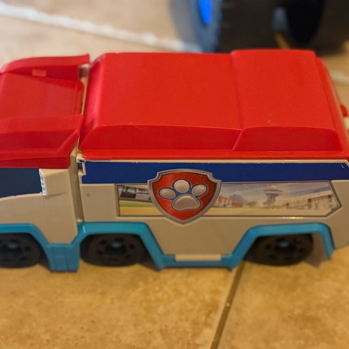 Paw Pattol bus track like new with detachable figure