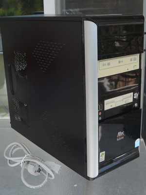 Υπολογιστής Windows XP Pro μεταχειρισμένος με Intel Core2 Duo και 3GB RAM