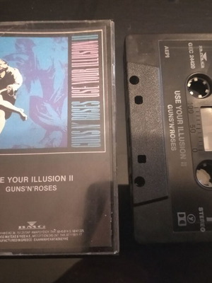 Guns N' Roses Use Your Illusion II cassette used, rock