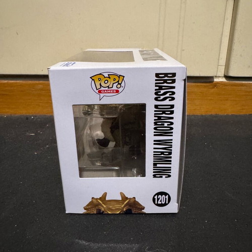 Funko Pop Dungeon and Dragons Brass and Red Dragons Wyrmling Bundle LE8000pcs