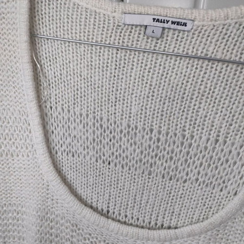 Tally Weijl knitted sweater white like new, size L