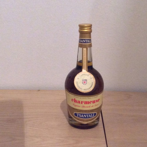 Charmeuse fruit liqueur Tsantali like new, collectible