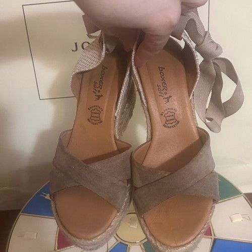 Boxer leather platform espadrilles size 36 new, tan color