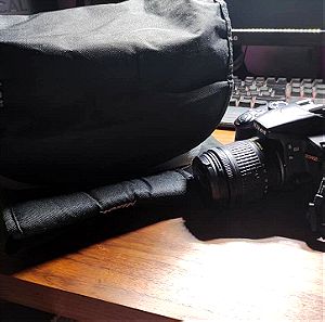 Nikon DSLR D3400 Σώμα + Φακός + Τσάντα + Φορτιστής + Τρίποδο + Φίλτρα Polaroid + οι θήκες τους