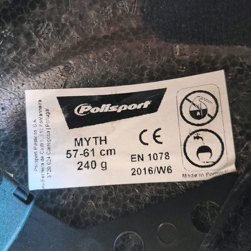 Polisport Bicycle Helmet like new, size 57-61 cm