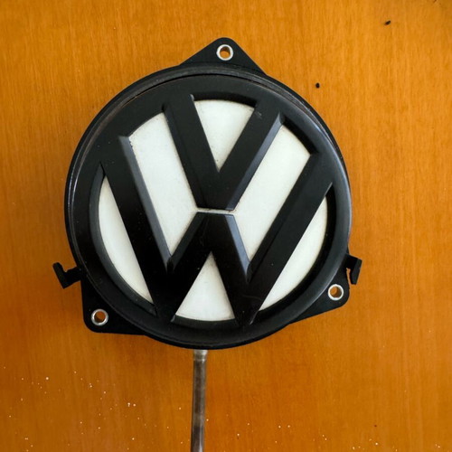 Volkswagen Golf 7 trunk port switch/button like new