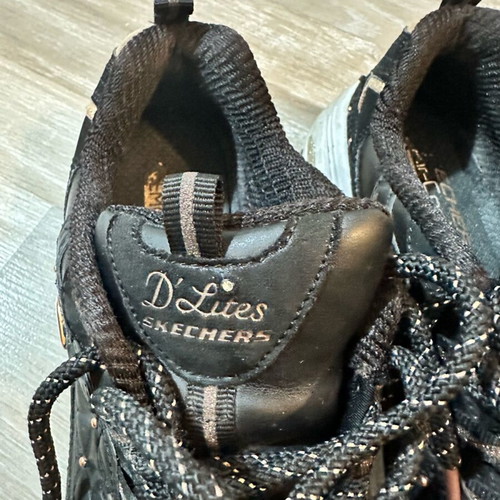 Skechers athletic shoes used, black with pink gold details, size 37
