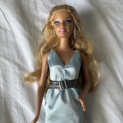 Barbie doll 1998 with blue dress