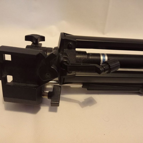 Τρίποδο Vantage Model VT-210 μεταχειρισμένο, πολύ καλή κατάσταση