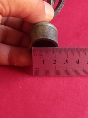 Metal finial