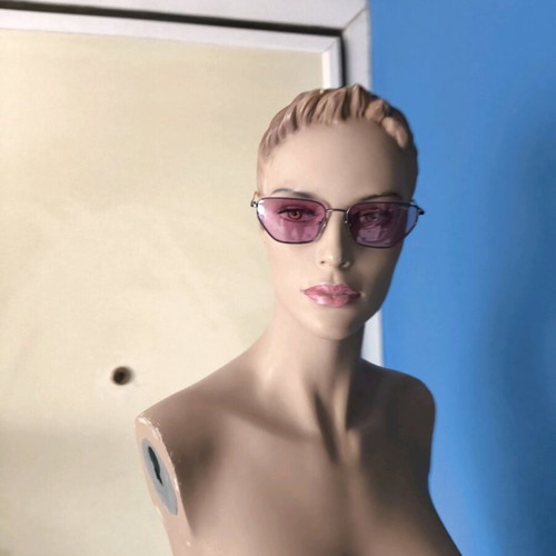 Vogue 4316S 514976 56 sunglasses new, pink lenses