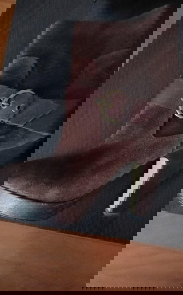 Μποτακι nine west