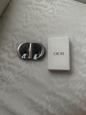 Dior mirror for phone new with adhesive back