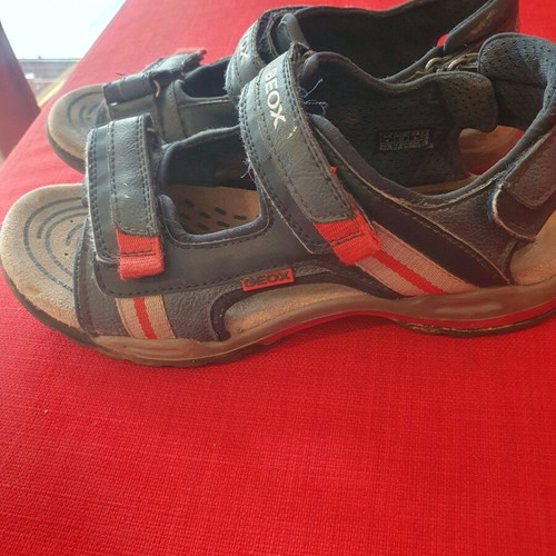 Geox sandals size 37 like new