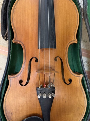 Violin copy Stradivarius