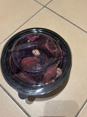 Decorative potpourri purple like new