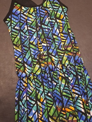 One-piece jumpsuit like new, colorful, one size with elastic waist