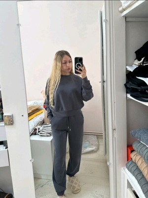 Stradivarius set used, gray, soft fabric, size S
