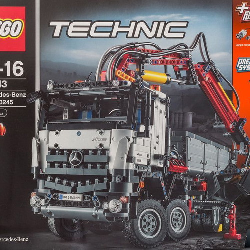 Lego 42043 Mercedes-Benz Arocs 3245 new, sealed