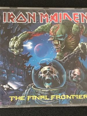 Iron Maiden The Final Frontier CD употребяван, метален жанр