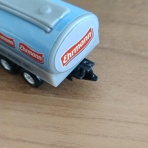 Scania Toy Tanker Truck used for Liquid Transport 1/87 Scale