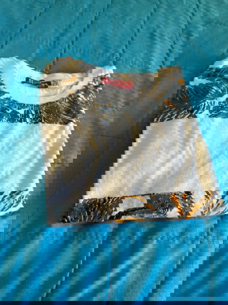 μπλουζα